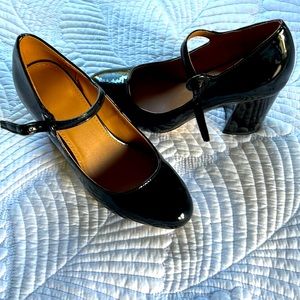 Black Patent pumps